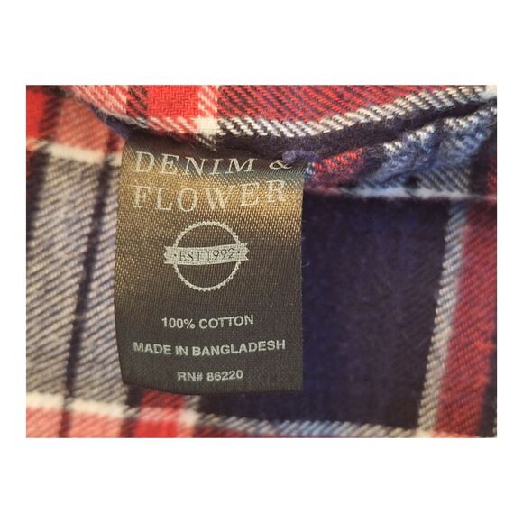 Denim & Flower Flannel Collection Button Up Pockets Red White Blue Plaid L Slim - Picture 10 of 12